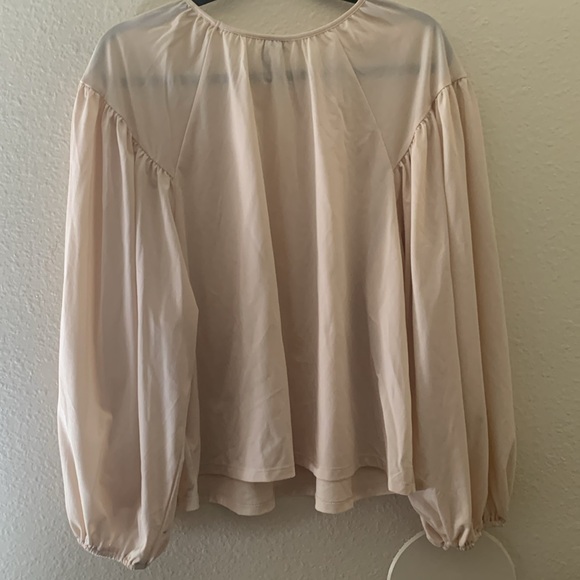 A new day blouse - Picture 5 of 5